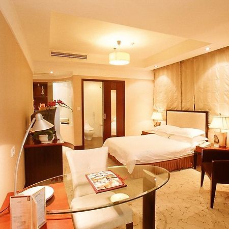 Shanghai Hengsheng Peninsula International Hotel Room photo